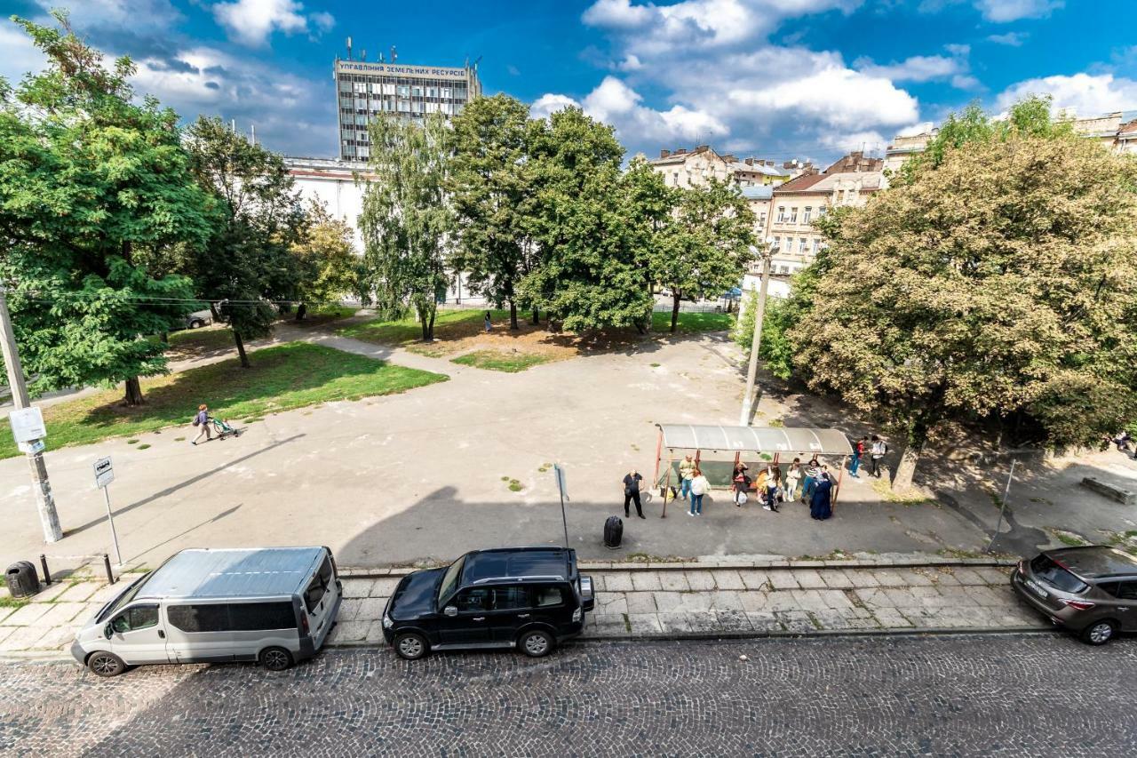 Kumpel Apartment Lviv Eksteriør bilde