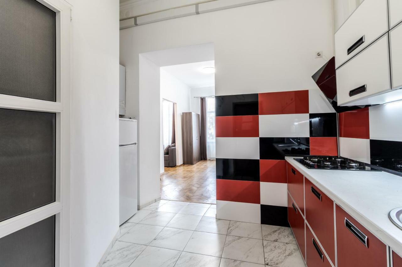 Kumpel Apartment Lviv Eksteriør bilde