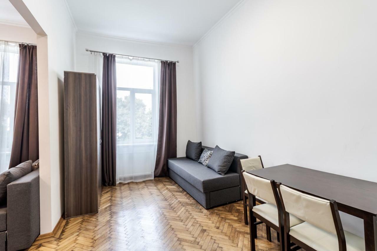 Kumpel Apartment Lviv Eksteriør bilde