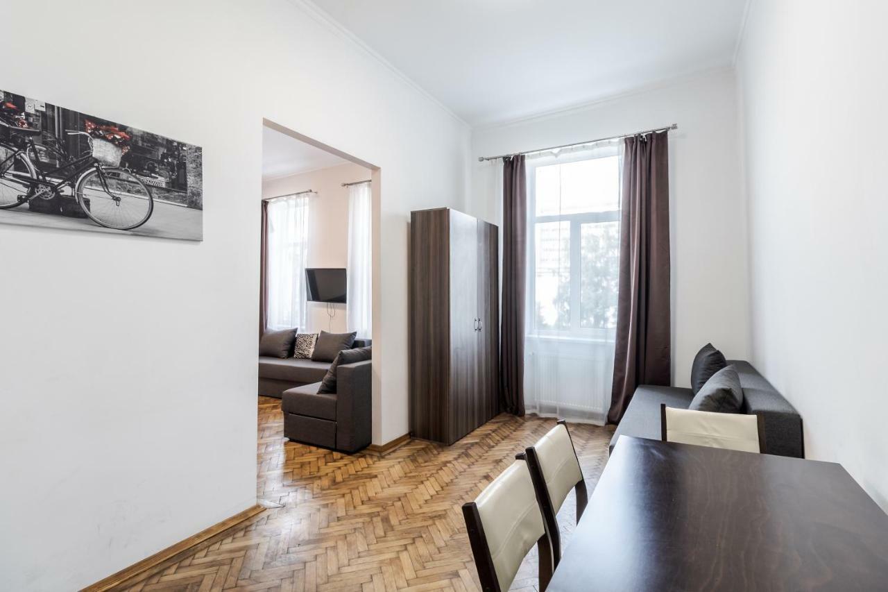 Kumpel Apartment Lviv Eksteriør bilde