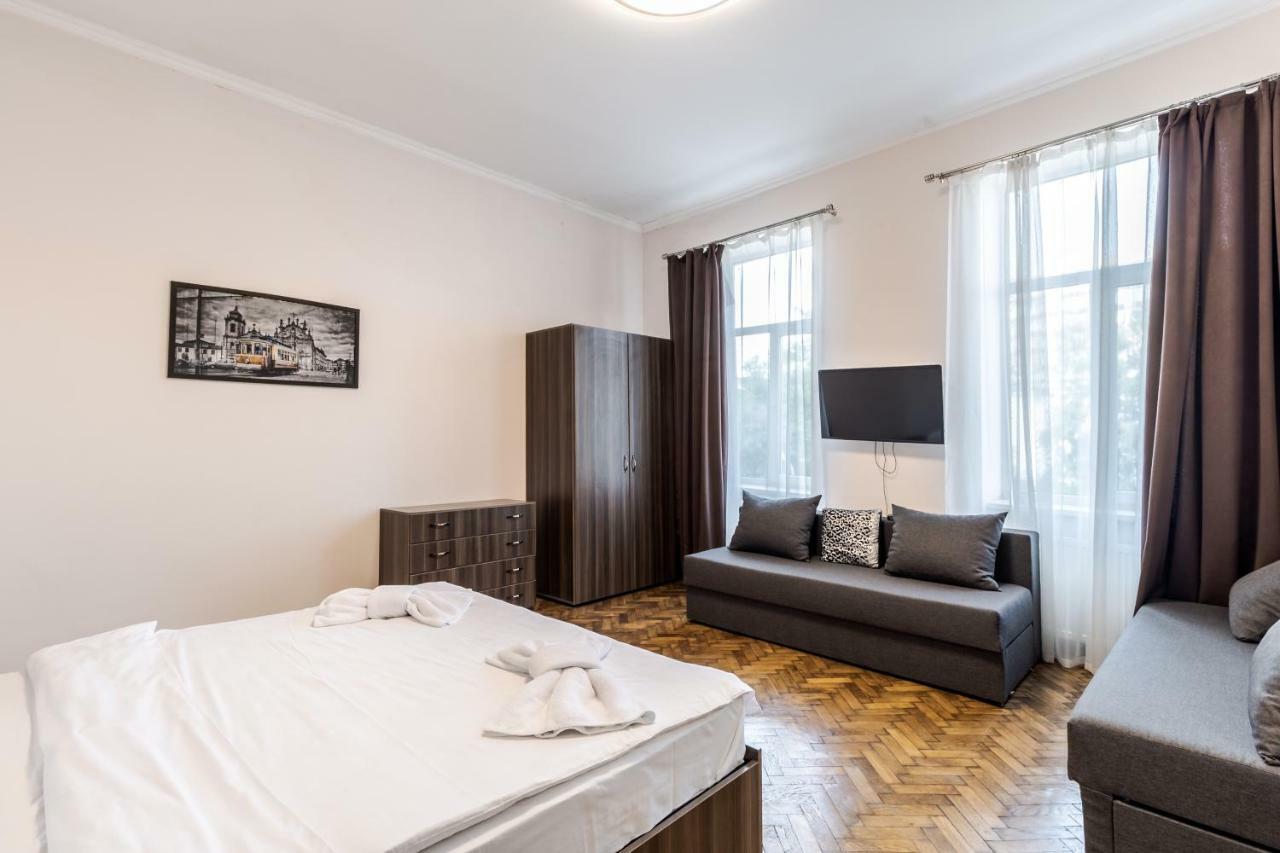 Kumpel Apartment Lviv Eksteriør bilde